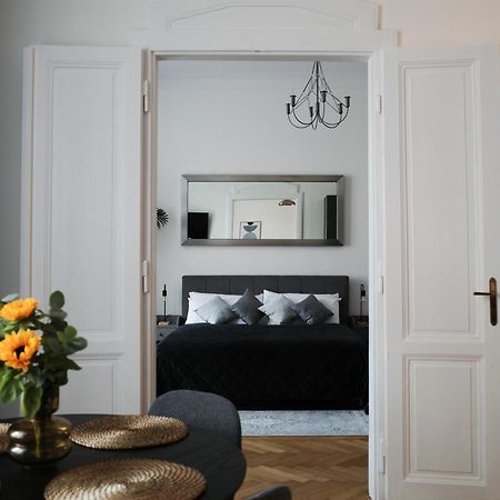 Apartment Dusni Superior Prag Exterior foto
